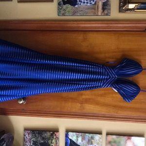 NWT Bella Boutique Formal Dress